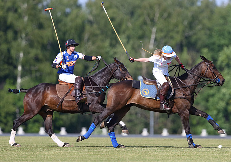 Images tagged "moscow-polo-club"